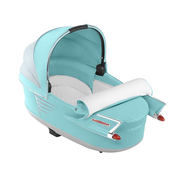 עריסה Priam 4 Capsule בעיצוב Jeremy Scott Car - Image 3
